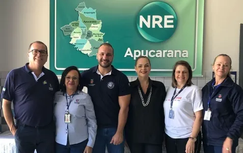 A primeira etapa do projeto de empregabilidade tem como objetivo trabalhar assuntos comportamentais que têm impacto direto na busca pelo primeiro emprego