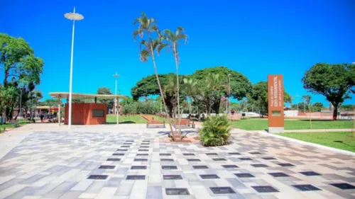 Ação foi motivada por denúncias que apontam a falta de rampa de acesso para pessoas em cadeira de rodas e irregularidades no piso