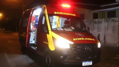 Acidente foi na noite desta sexta-feira