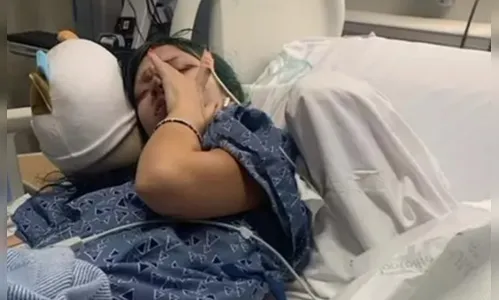 Adolescente usuária de vape tem um litro de líquido drenado do pulmão