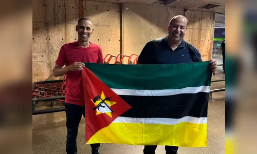 Pastores de Apucarana retornam ao Brasil depois de missão na África