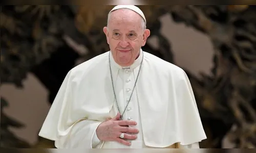 Papa Francisco terá alta neste domingo (23) após 37 dias internado
