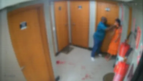Câmera gravou agressões