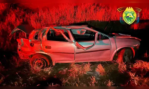 Dois homens ficaram feridos após um capotamento na PR-090