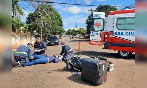 Jovem de 21 anos fica ferido após acidente no centro de Jandaia do Sul