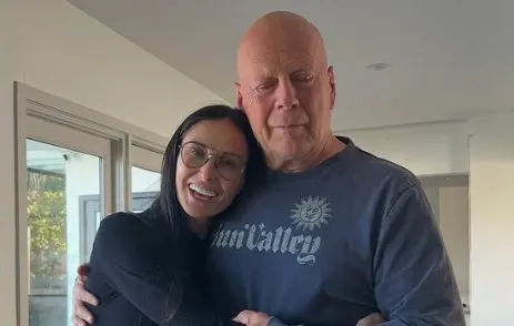 Demi e Bruce foram casados entre 1987 e 2000 e têm três filhos