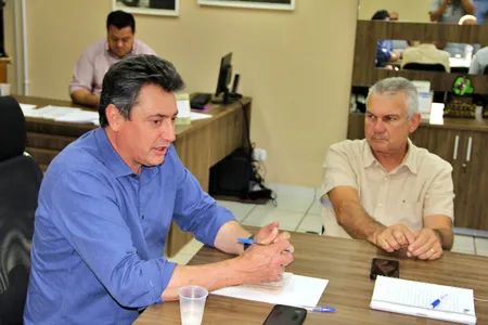 Deputado Sérgio Souza e prefeito Hermes