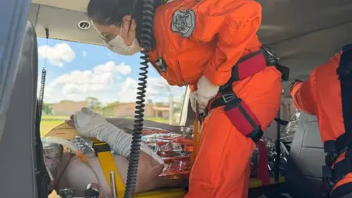 Dez pessoas ficaram feridas no acidente registrado durante passeio