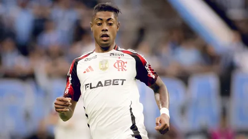 Em nota oficial, o clube carioca se disse comprometido com o fair play, mas vai apoiar o jogador até que ele seja condenado.