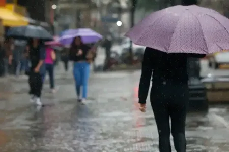 Frente fria provoca temporais em SC, no PR, em MS e em SP