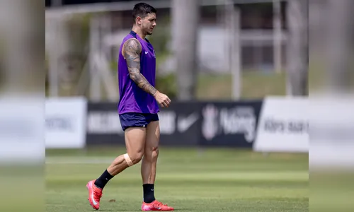 Garro intensifica fortalecimento, mas não tem prazo para voltar