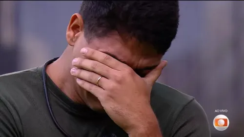 Guilherme chorou bastante ao ouvir o áudio