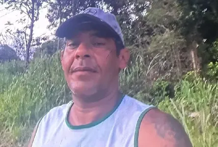 Homem mata irmão gêmeo a facadas durante briga familiar