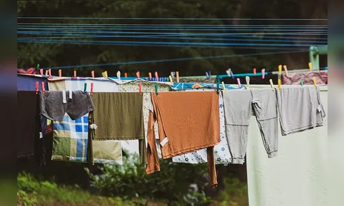 Idosa bate em inquilina após discussão por roupa no varal em Apucarana