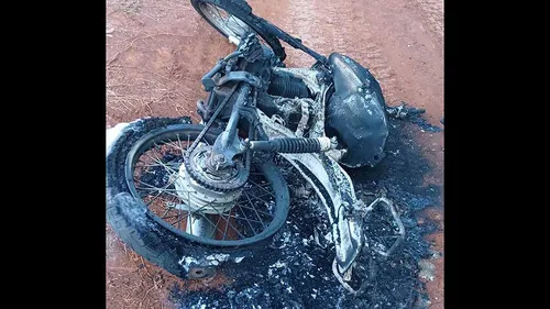 Moto foi encontrala pela manhã