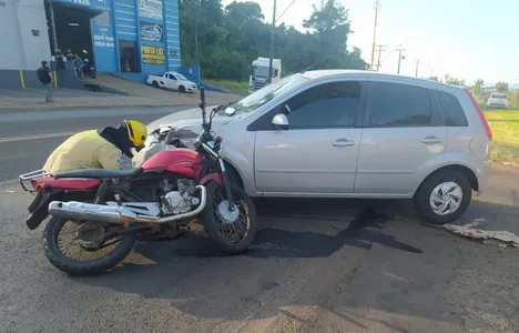 Motorista do carro estava com a filha; elas saíram ilesas