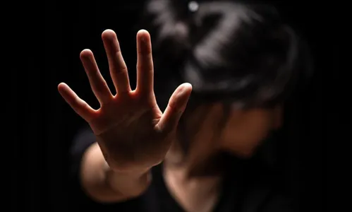 Mulher é agredida por colega de trabalho em espetaria em Arapongas