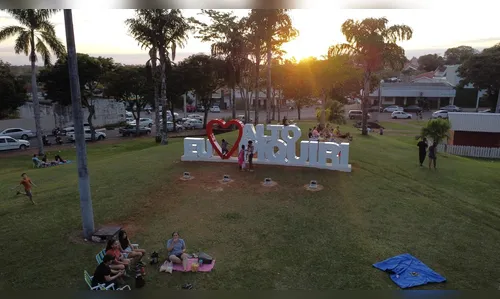 Prefeitura do PR abre processo seletivo com salários de até R$ 17 mil