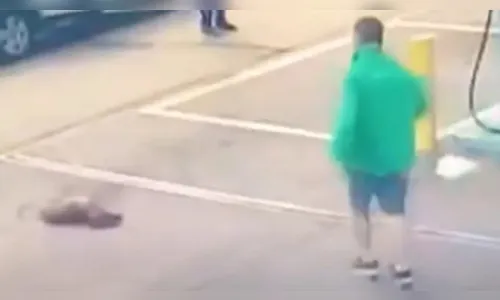 Herói! Frentista salva cachorro 'caramelo' que estava infartando