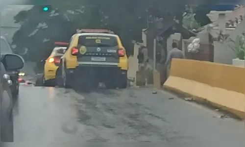 Homem é preso com cocaína após denúncia anônima em Apucarana