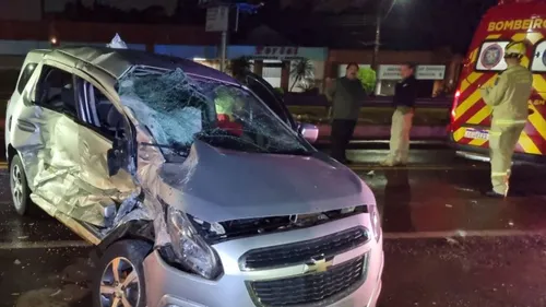 Passageira do Spin morreu no local do acidente e o motorista ficou ferido