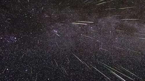 Quem estiver em lugar escuro, longe da poluição luminosa das cidades e nos horários de menor luminosidade lunar, poderá ver até 18 meteoros por hora