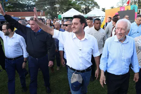 Ratinho Jr esteve na abertura da tradicional exposição de Londrina