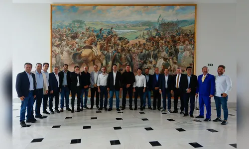 Ratinho Junior recebe ex-presidente Bolsonaro no Palácio Iguaçu