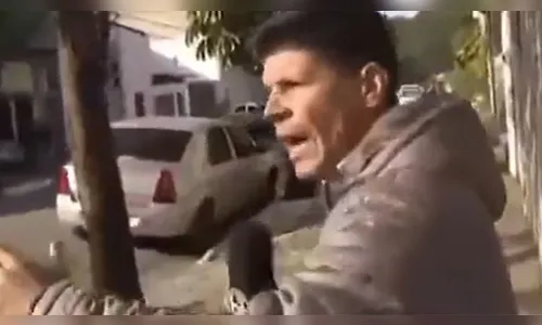 Repórter do SBT bate-boca com policial ao vivo durante cobertura