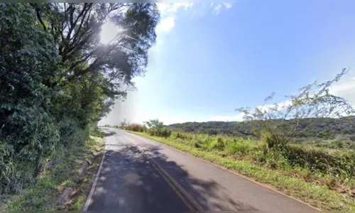 Ladrão armado com pedaço de pau rouba D-20 e é contido por moradores