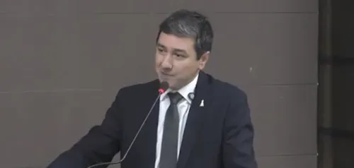 Rondinelle Batista (Novo), de Cascavel