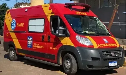 Ciclista fica ferido após sofrer queda na Avenida Minas Gerais