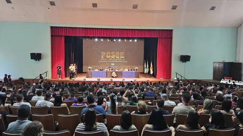 Solenidade ocorreu nesta noite de sexta no Cine Teatro Fênix