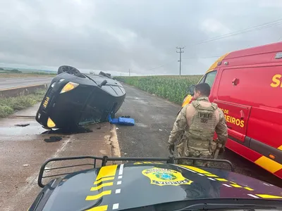 Veículo capotou durante fuga da PRF