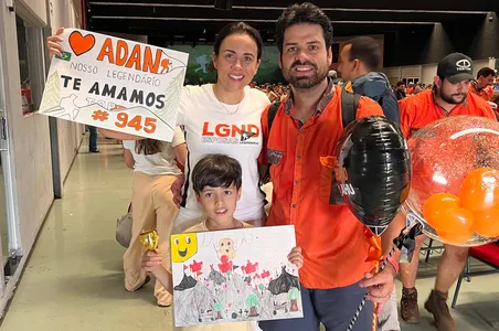 Vereador com a família após participar do Legendários