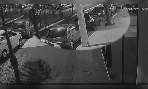 Vídeo mostra assassinato de homem em casa noturna de Maringá; veja