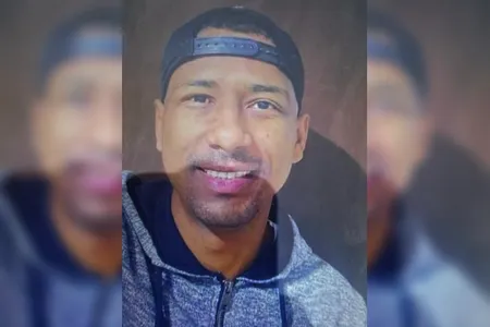A PM foi acionada pelo padrasto de Alex, que alega ter ouvido o suspeito confessar o duplo feminicídio e o estupro contra a criança