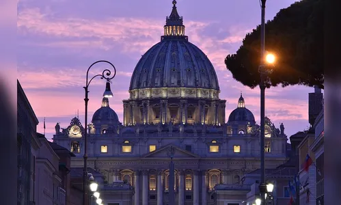 Cardeais entram em reclusão antes do conclave para eleger novo papa