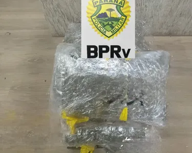 A maconha apreendida é de uma variedade com valor estimado de até R$ 30 por grama