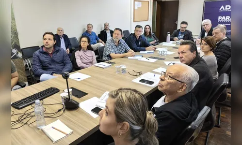 PR apresenta a lideranças qualidade sanitária contra a gripe aviária