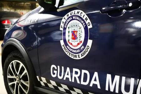 Abordagem aconteceu na tarde desta quarta-feira (30), na Rua Rouxinol