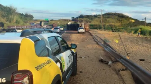 Acidente aconteceu por volta das 16h