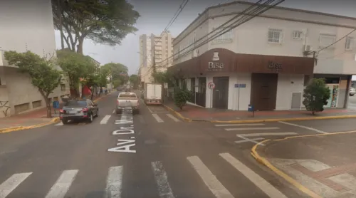 Acidente entre motos na 'Munhoz da Rocha' mobiliza Corpo de Bombeiros