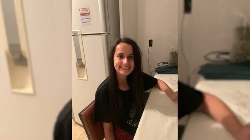 Amanda Giovana Barcelos Moraes, de 15 anos