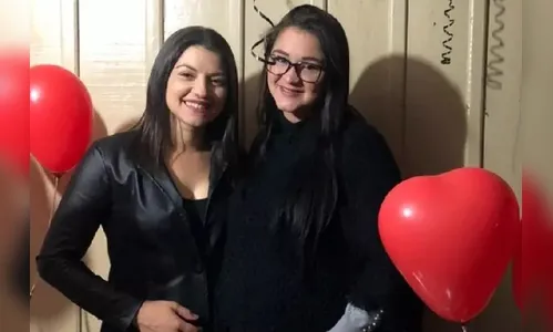 Irmãs morrem juntas em grave capotamento na rodovia PR-466