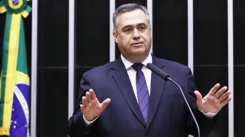 Beto Preto é deputado federal licenciado