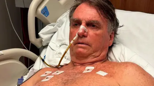 Bolsonaro está internado deste 11 de abril