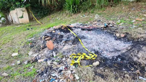 Cádaver foi encontrado após denúncia de moradores