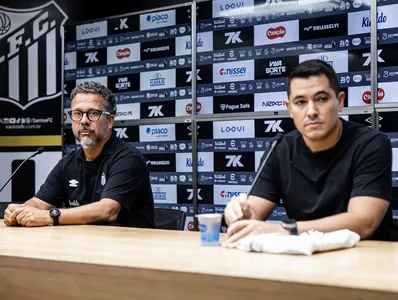 Cléber Xavier (à esquerda) é o novo técnico do Peixe