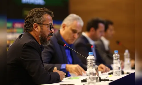 Ex-auxiliar de Tite, Cleber Xavier é o novo treinador do Santos